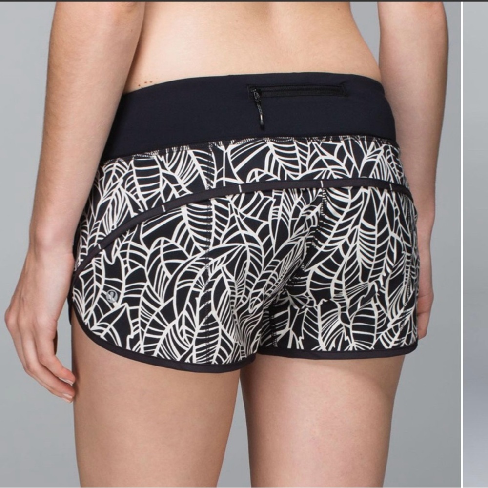 Lululemon Run Speed Shorts 2 Way Stretch Palm Black Angel Wing 4